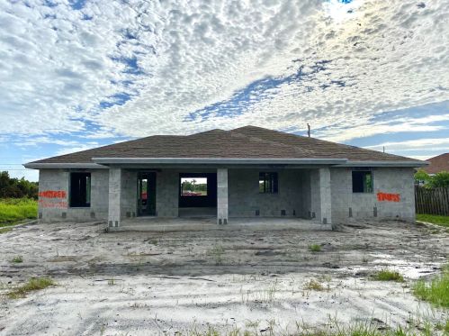5838 Kiska Ct, Fort Pierce, FL 34986-4196