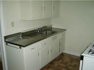 1368 Elbur Ave, Cleveland OH  44107-2729 exterior