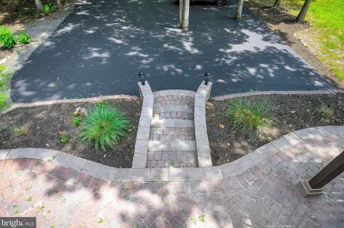 405 Cornwallis Ave, Locust Grove, VA 22508-5249