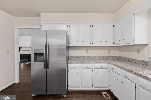 8284 Eden Dr, Owens VA  22485-4127 exterior