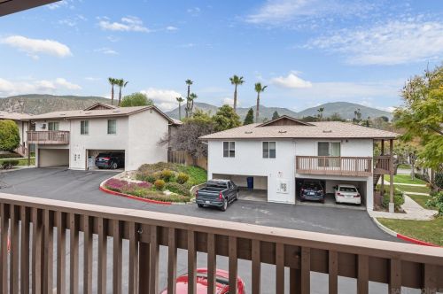 6470 Bell Bluff Ave, San Diego CA  92119-1021 exterior