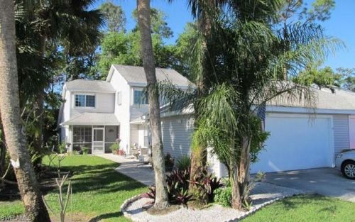 1411 Monarch Cir, Naples FL  34116-6617 exterior