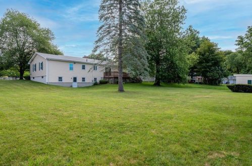 3546 Mendon Rd, Cumberland RI  02864-2136 exterior