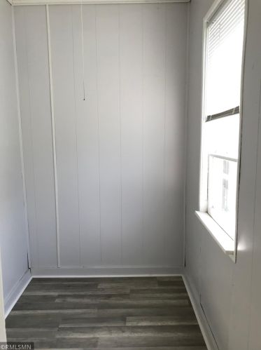 946 Clark St, Saint Paul MN  55130-4032 exterior