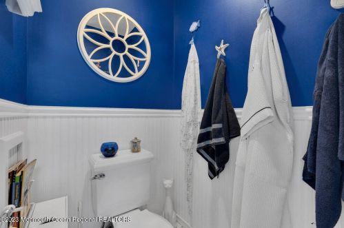 309 Ave, Belmar NJ 07719-2429 exterior