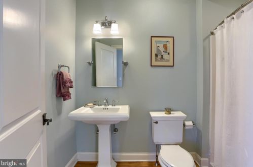 644 Southridge Dr, Navy Sup Dpt PA  17055-6025 exterior