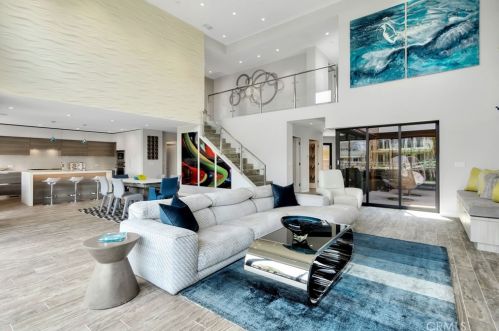 50 Rivo Alto Canal, Long Beach CA  90803-4047 exterior