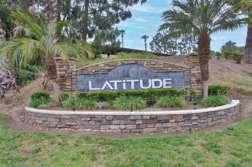 3665 Ash St, San Diego, CA 92105-5942