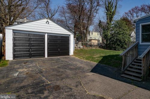 24 Poland St, Trenton NJ  08638-2328 exterior