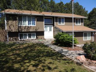 215 46th Pl, Kennewick, WA 99337-5903