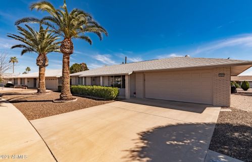 16001 Nicklaus Ln, Sun City, AZ 85351-1765