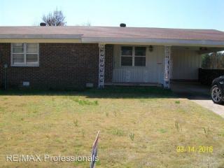 101 Peden Dr, Clarksville, AR 72830-3625