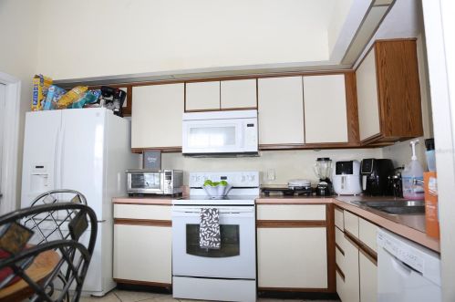 216 Hidden Spg Cir, Kissimmee FL 34743-6122 exterior