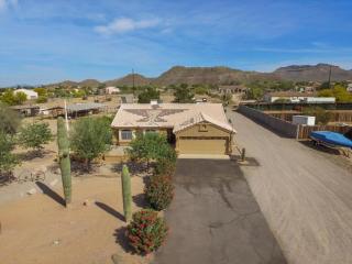 9644 Elmwood St, Mesa, AZ 85207-5331