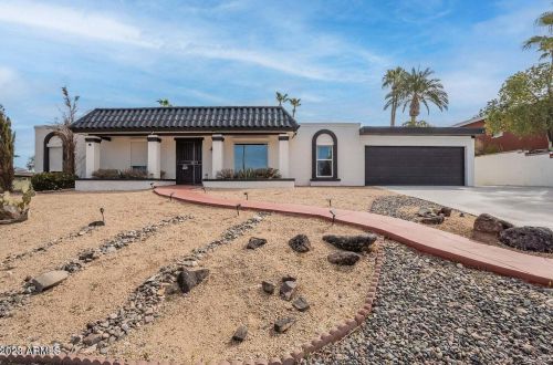 13229 8th Ave, Phoenix AZ  85029-1808 exterior