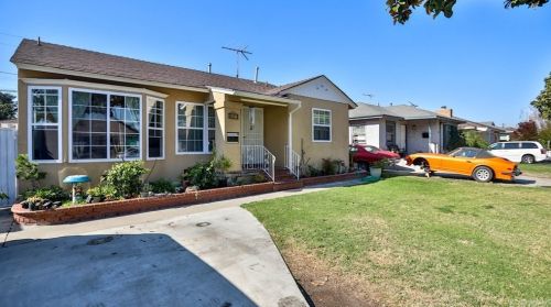 4561 Adenmoor Ave, Lakewood CA  90713-2513 exterior