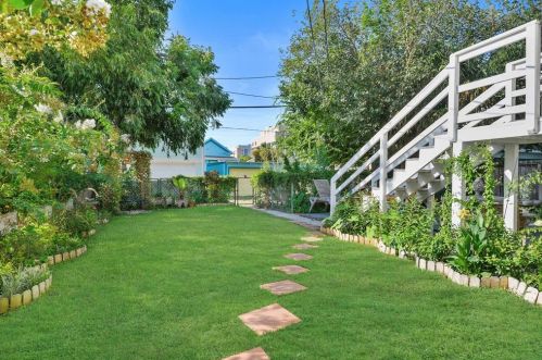 810 Winnie St, Galveston TX 77550-5133 exterior