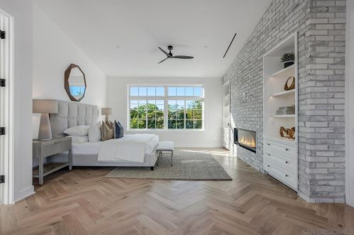 710 Cabrillo Ave, San Diego CA  92118-2030 exterior