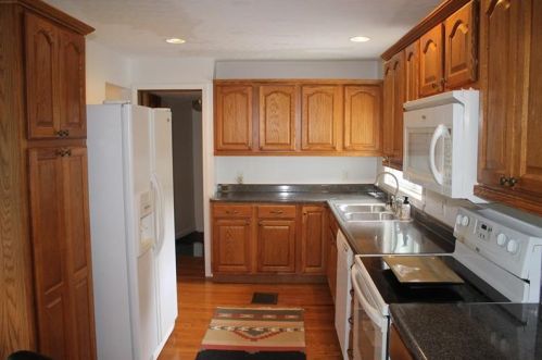151 Landman Ln, Beaver Falls, PA 15010-6906