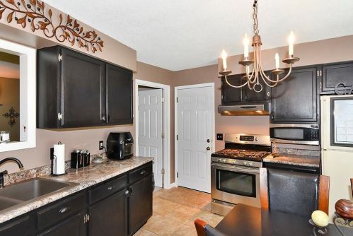 1410 Greenwood Pl, Faribault, MN 55021-6783
