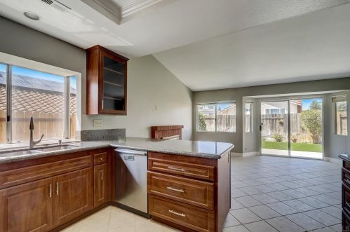 8546 Boothbay Pl, San Diego CA  92129-3725 exterior