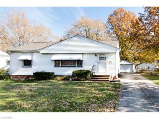 5167 Chestnut Hill Dr, Willoughby, OH 44094-4339