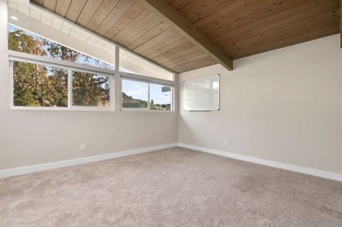 5038 Chaparral Way, San Diego CA 92115-2239 exterior