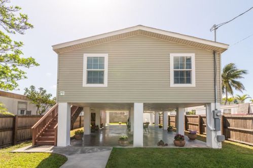 20 9th Ave, Key West, FL 33040-5866