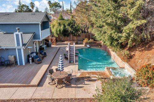 311 Dl Ct, Benicia CA 94510-2133 exterior