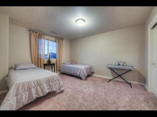 9707 102nd St, Vancouver, WA 98662-3351