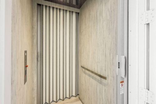 350 Gumbo Limbo Ln, Marco Island FL  34145-1865 exterior