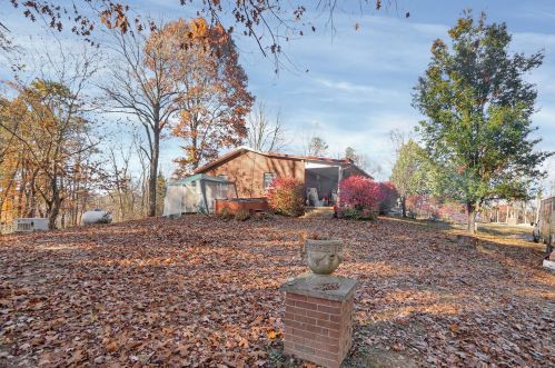 16053 Pleasant Ridge Rd, Laurelville OH  43135-9203 exterior