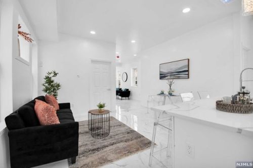 1084 Grove St, Irvington NJ  07111-4123 exterior