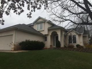 1013 Cardinal Cir, Hudson, WI 54016-5804