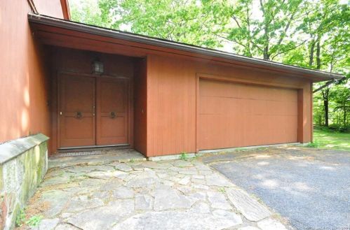 230 Litchfield Rd, Litchfield, CT 06759-3000
