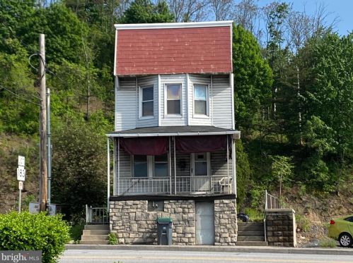 342 Center Ave, Schuylkill Haven, PA 17972-1008