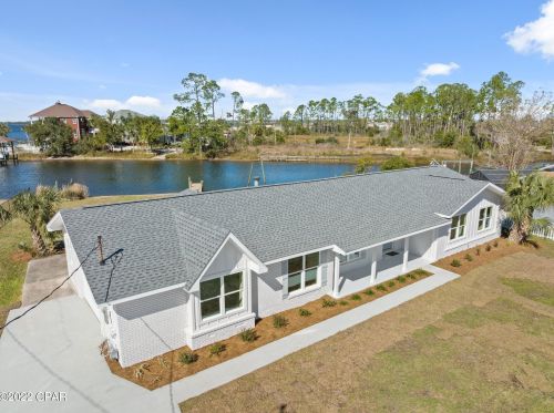 710 8th Street Cir, Lynn Haven, FL 32444-1640