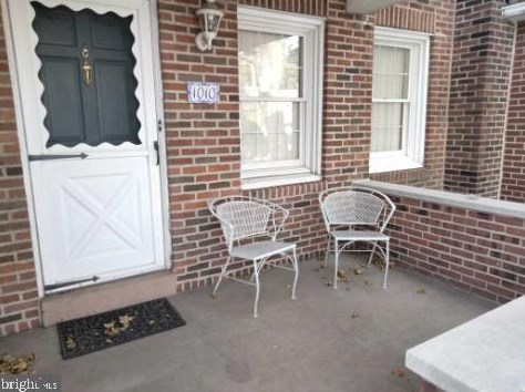 1010 Johnston St, Philadelphia PA  19148-4915 exterior