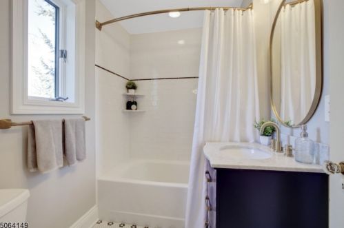 496 Ridgewood Ave, Glen Ridge NJ  07028-1820 exterior