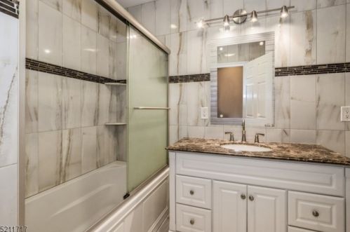 10 Mountainside Dr, Dover NJ  07869-2217 exterior