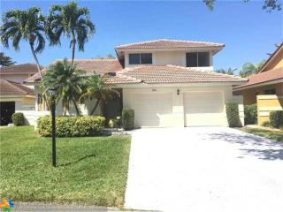 18156 61st Pl, Hialeah, FL 33015-5601