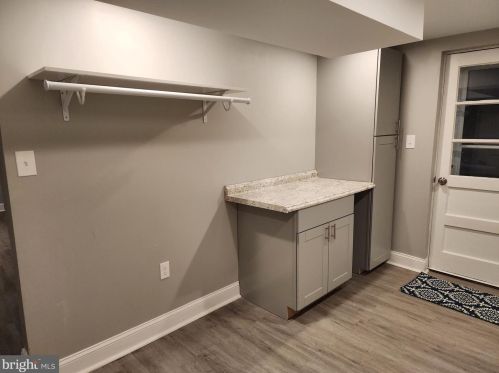 500 Grove Ln, Norristown PA  19406-3140 exterior