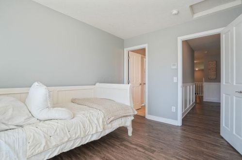 716 Ballater Dr, Delaware OH  43015-7184 exterior