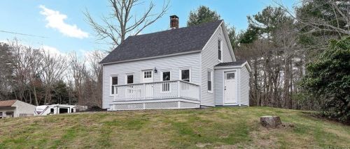 829 Bailey Hill Rd, Killingly CT  06241-1836 exterior