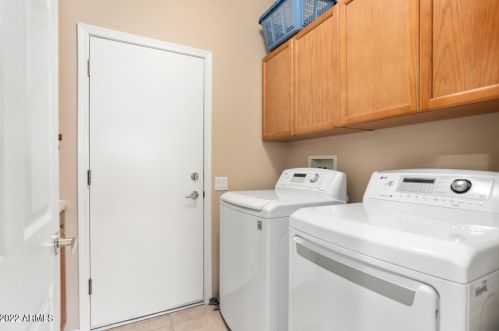 15854 Bridgewood Dr, Sun City, AZ 85374-5609