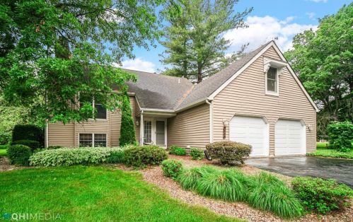 2055 Chippenanuck Ct, Valpo, IN 46385-6111