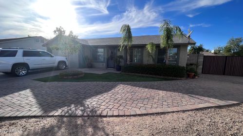 4230 109th Dr, Phoenix, AZ 85037-5735