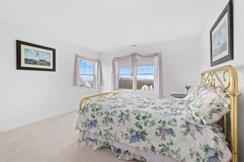 204 Roosevelt Dr, Poughquag NY  12570-5244 exterior