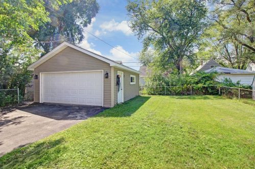 9028 Revere Ct, Hammond IN  46321-3219 exterior