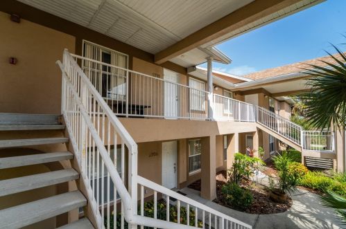 2711 Emerald Lake Ct, Kissimmee, FL 34744-5523
